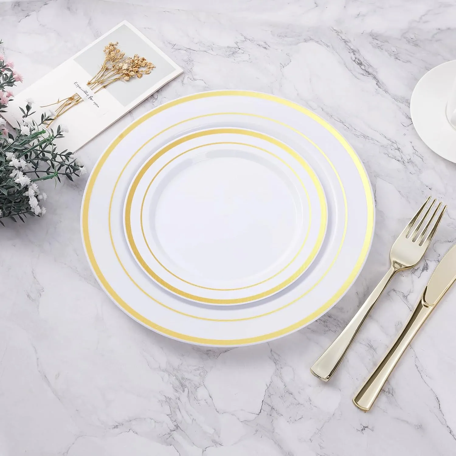100PCS Gold Plastic Plate, 10.25 Inch Disposable Dinner Plate Party with Gold Rim, Heavy Duty Disposable Plastic Plates for Party, Wedding and Birthday