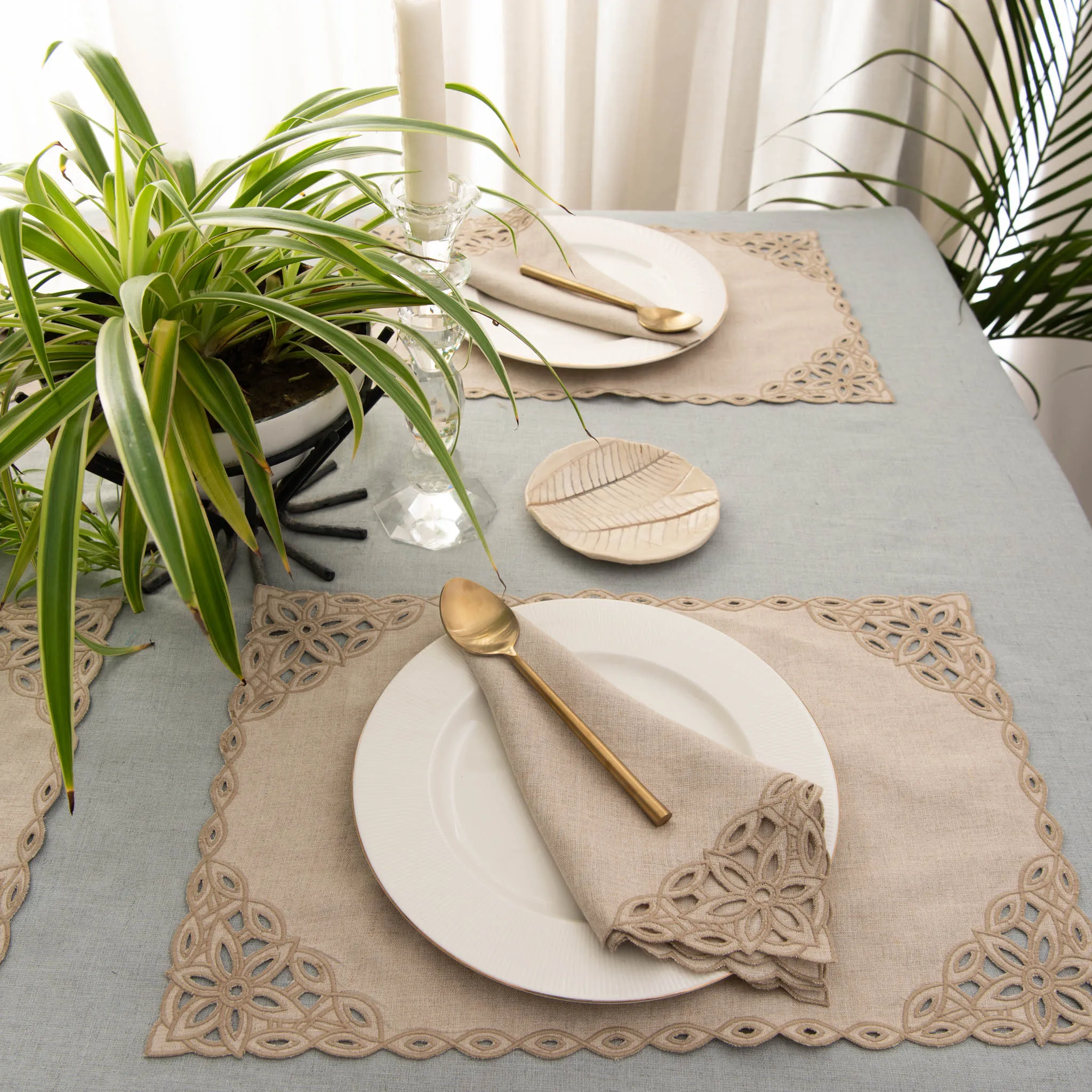 Beaumont Table Linen Set Natural