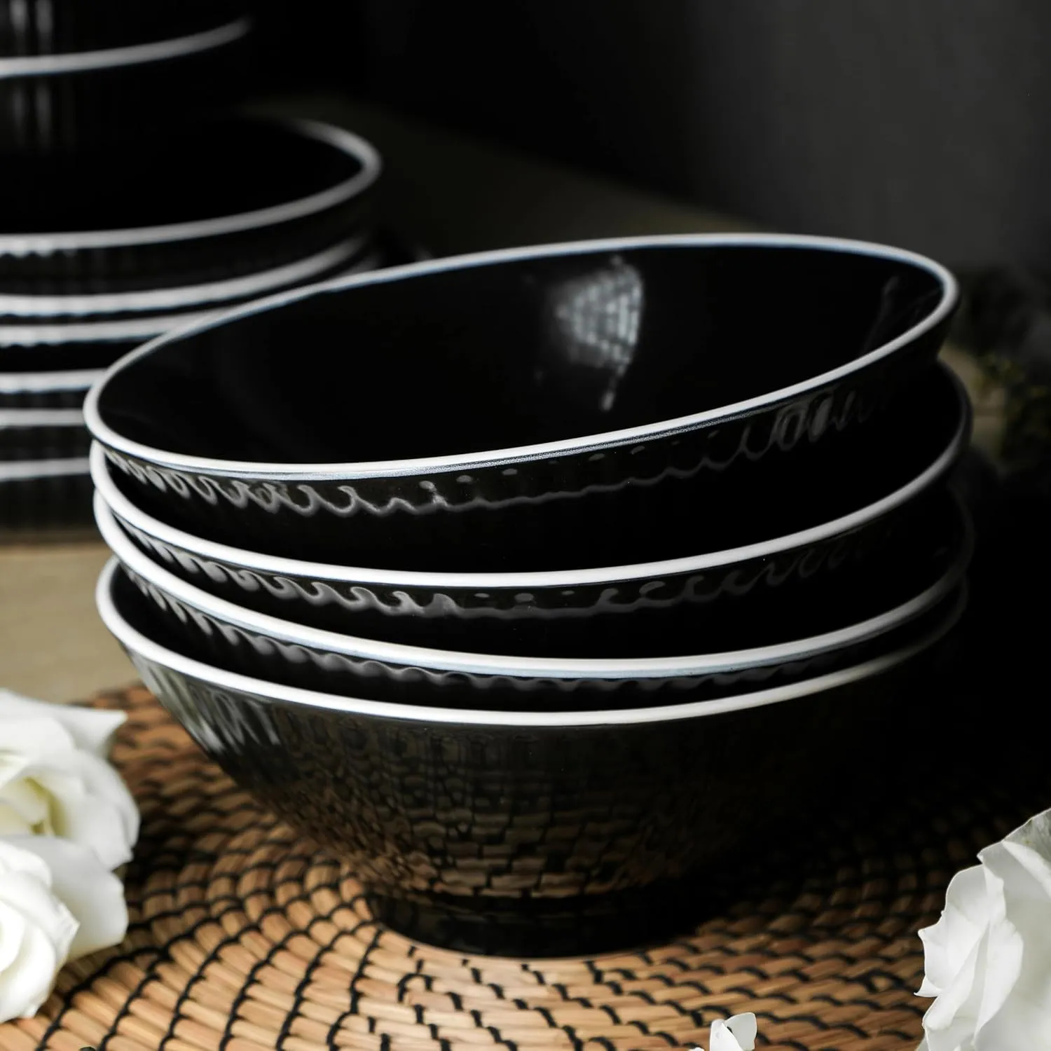 Christian Siriano Lustra Modern 32-Piece Stoneware Dinnerware Set, Plates and Bowls Set, Dinner and Salad Plates, Ramen Bowls, Dishes for 8, Black