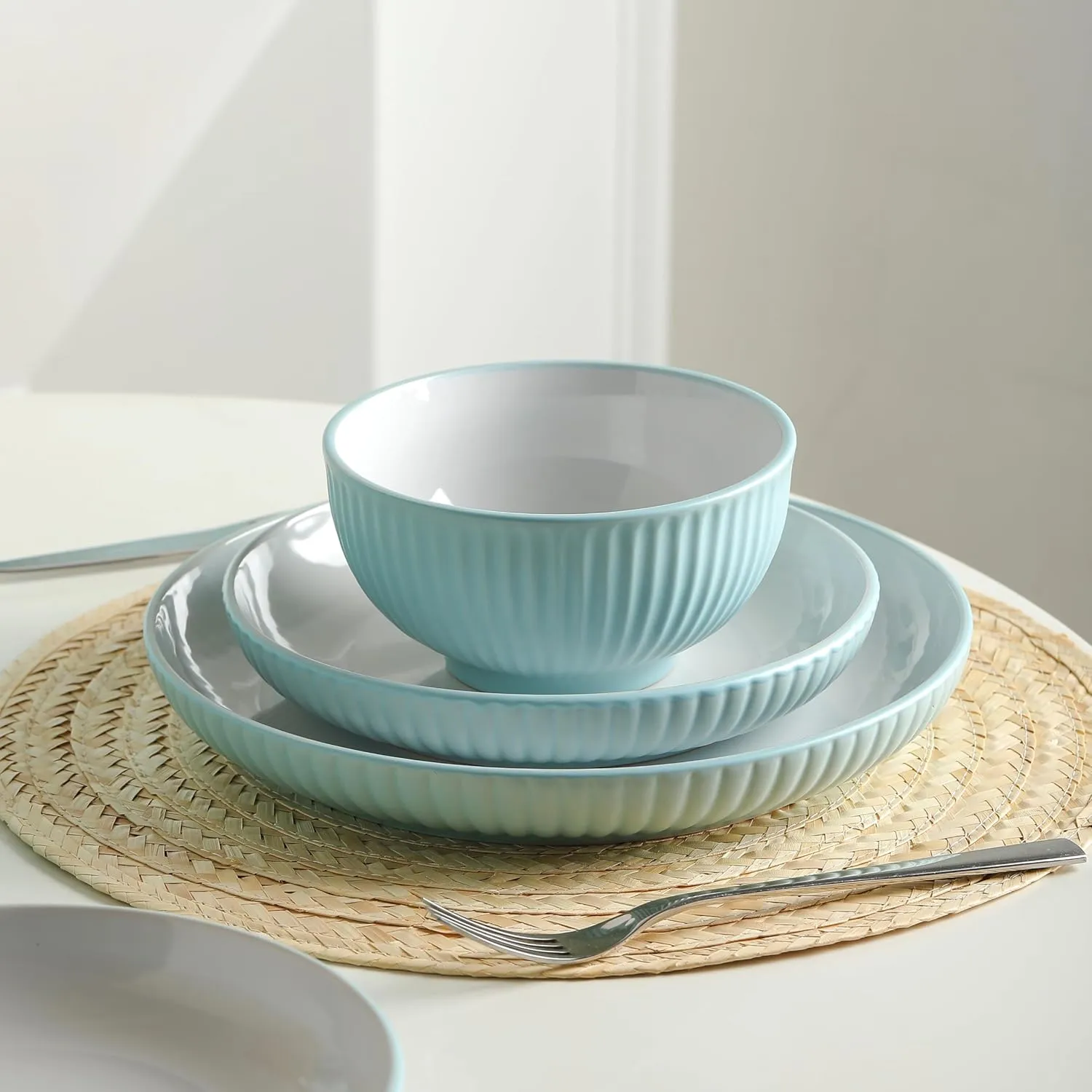 Christian Siriano Lustra Modern 32-Piece Stoneware Dinnerware Set, Plates and Bowls Set, Dinner and Salad Plates, Ramen Bowls, Dishes for 8, Teal