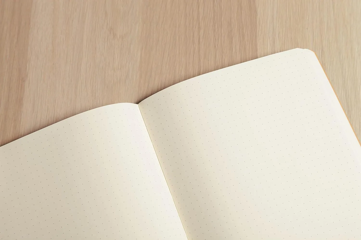 Clairefontaine 'Age Bag' Thread-Bound Notebook, A5, Dot, 192 Pages - Blue