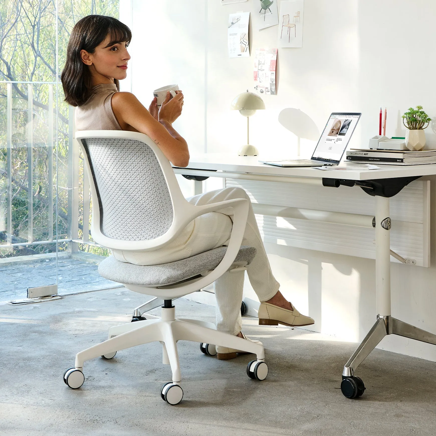 Desky Evoque Low Back Office Chair