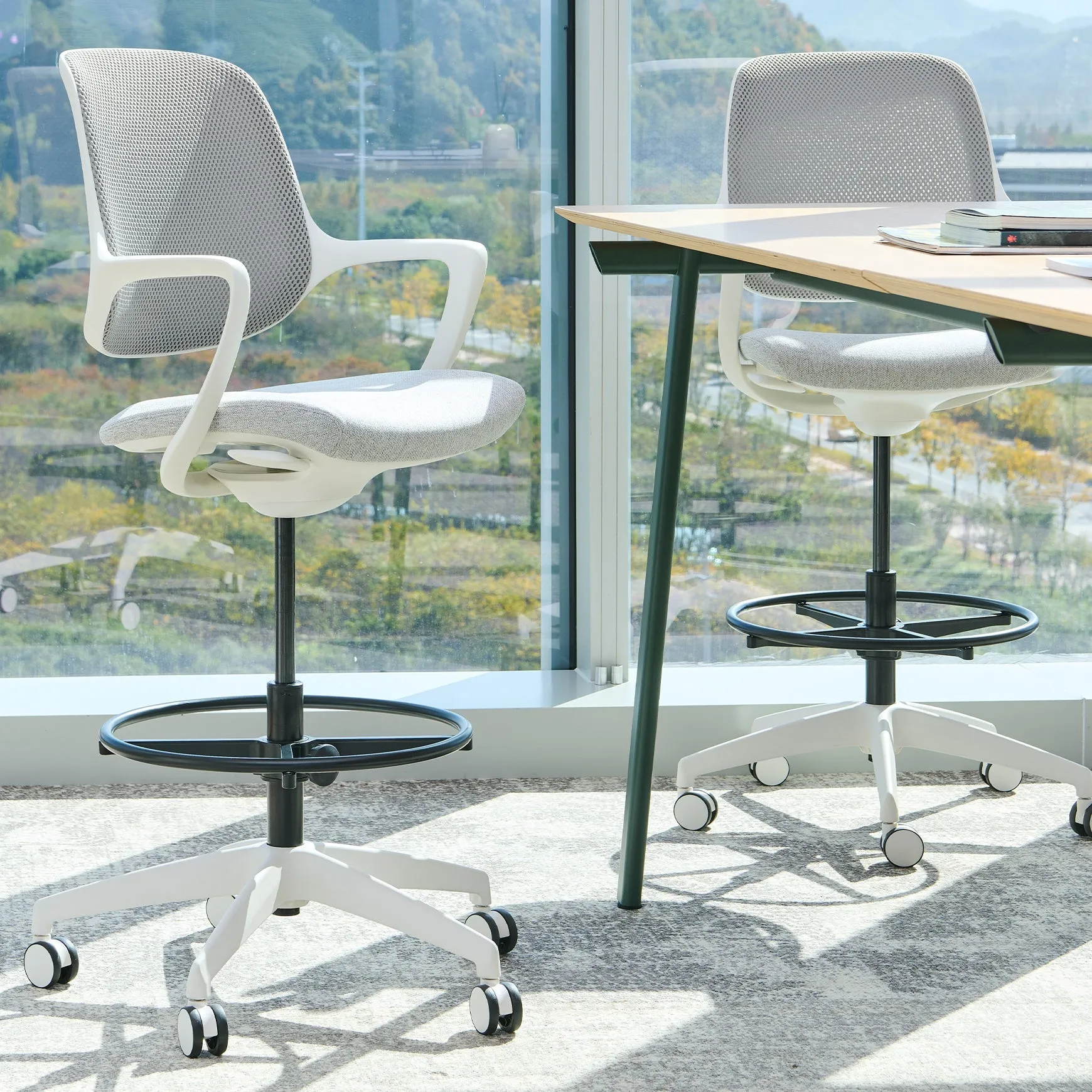 Desky Evoque Low Back Office Chair