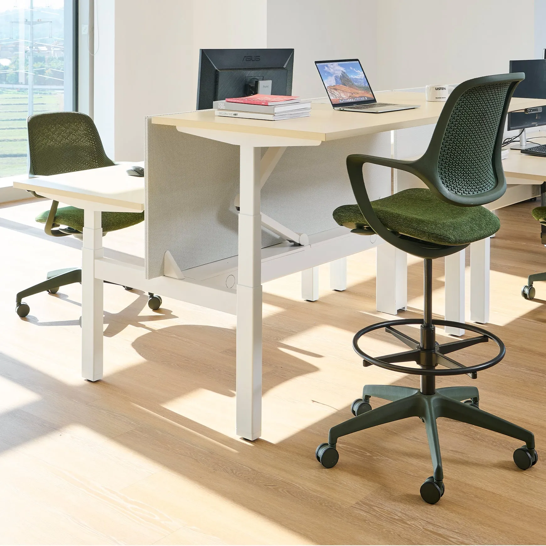 Desky Evoque Low Back Office Chair