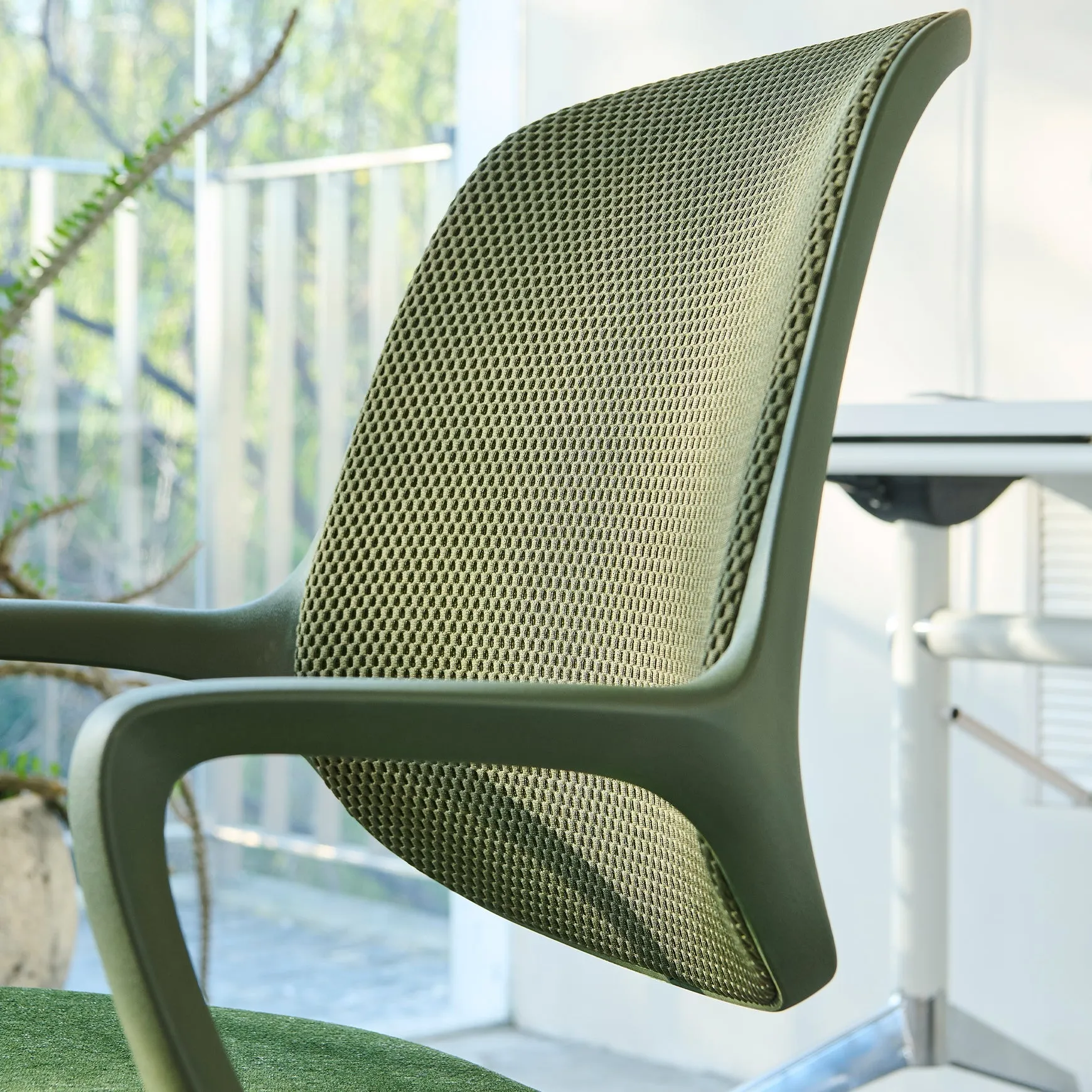 Desky Evoque Low Back Office Chair
