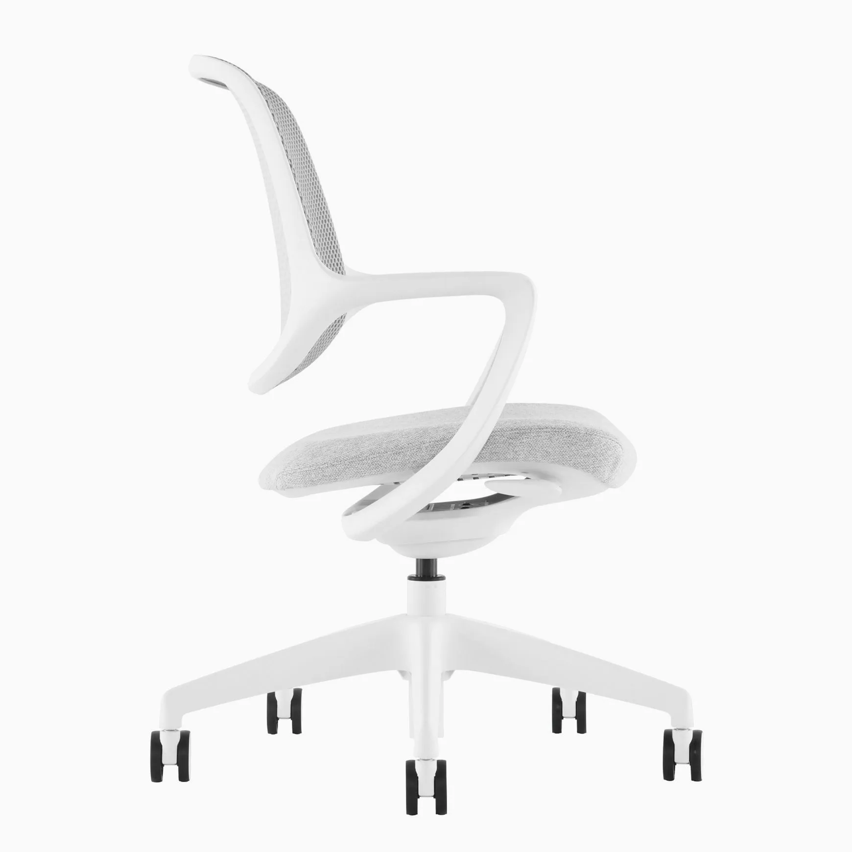 Desky Evoque Low Back Office Chair