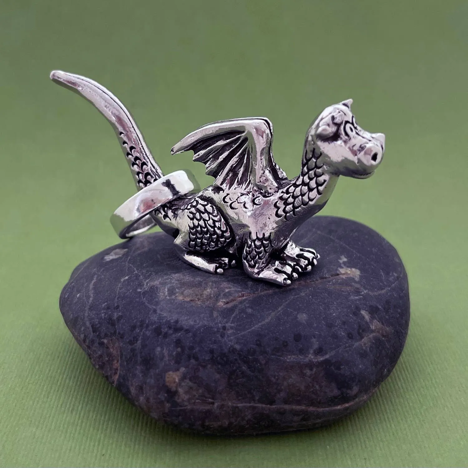 Dragon Ringholder