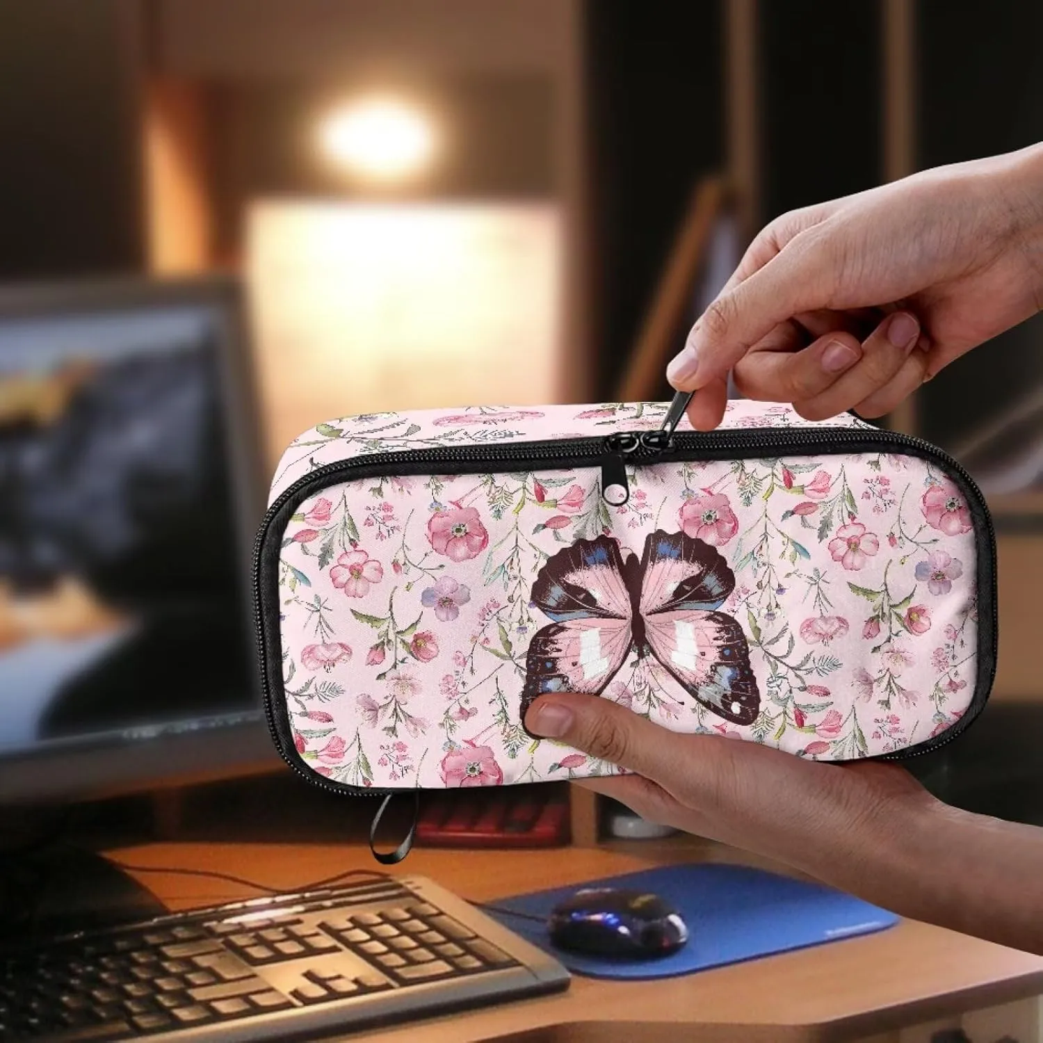 Gomyblomy Pink Floral Butterfly Pencil Case for Girls 4-6 6-8 8-10 Large Capacity Pencil Pouch for Elementary Kindergarten Stationery Pen Holder Storage Bags Travel Make-up Organizer Bags