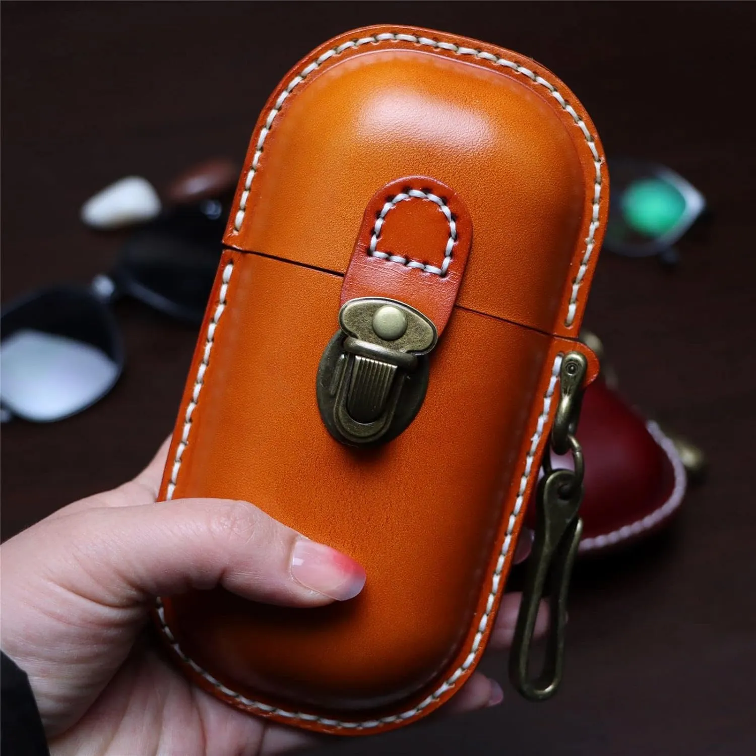 Handmade Leather Eyeglass Case Hard Shell Retro Men And Women Sunglasses Nearsighted Glasses Hooks Protection Box