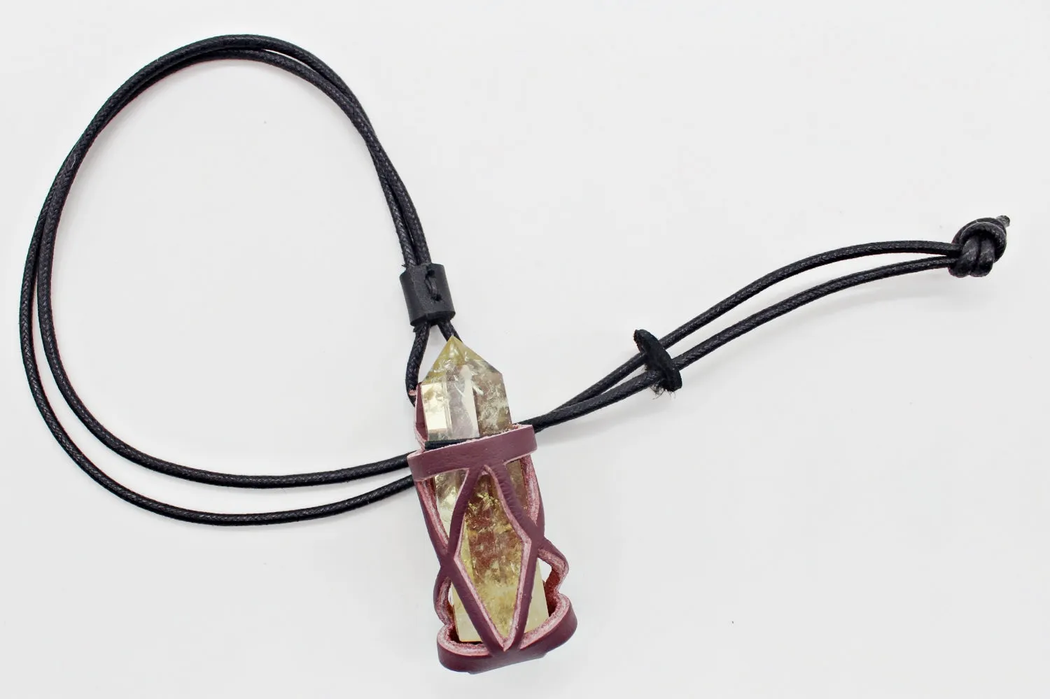 Handmade leather gemstone crystal holder/case necklace without stone