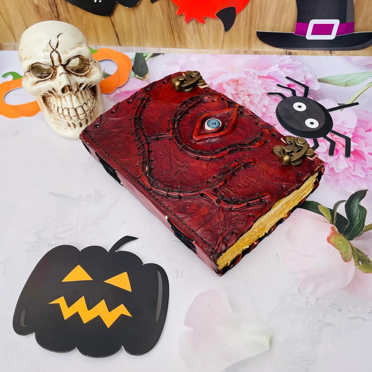 Hocus Pocus Book Of Spells, Grimoire Spell Books With Real Spells, Prop Halloween Decorations Decor, Book Of Shadows Spell Book, Witchy Gifts For Women Spellbook Leather Bound Journal, Grimoire Witch (10x7, hocus pocus design 2)