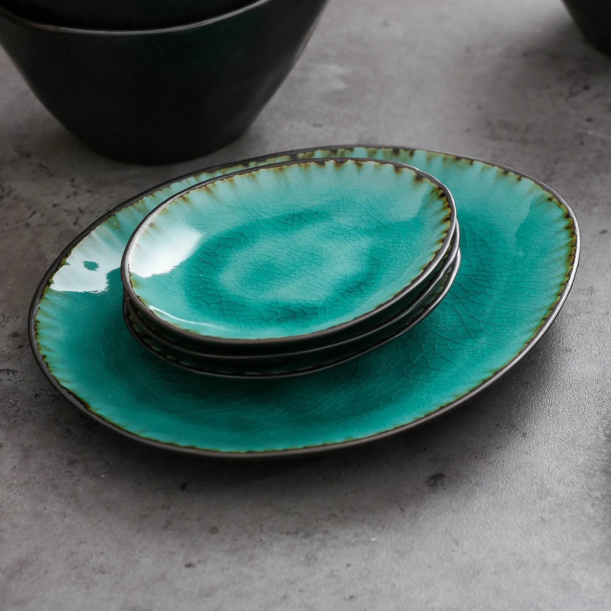 Isonoa Porcelain Dinner Set - Elegant Tableware Service