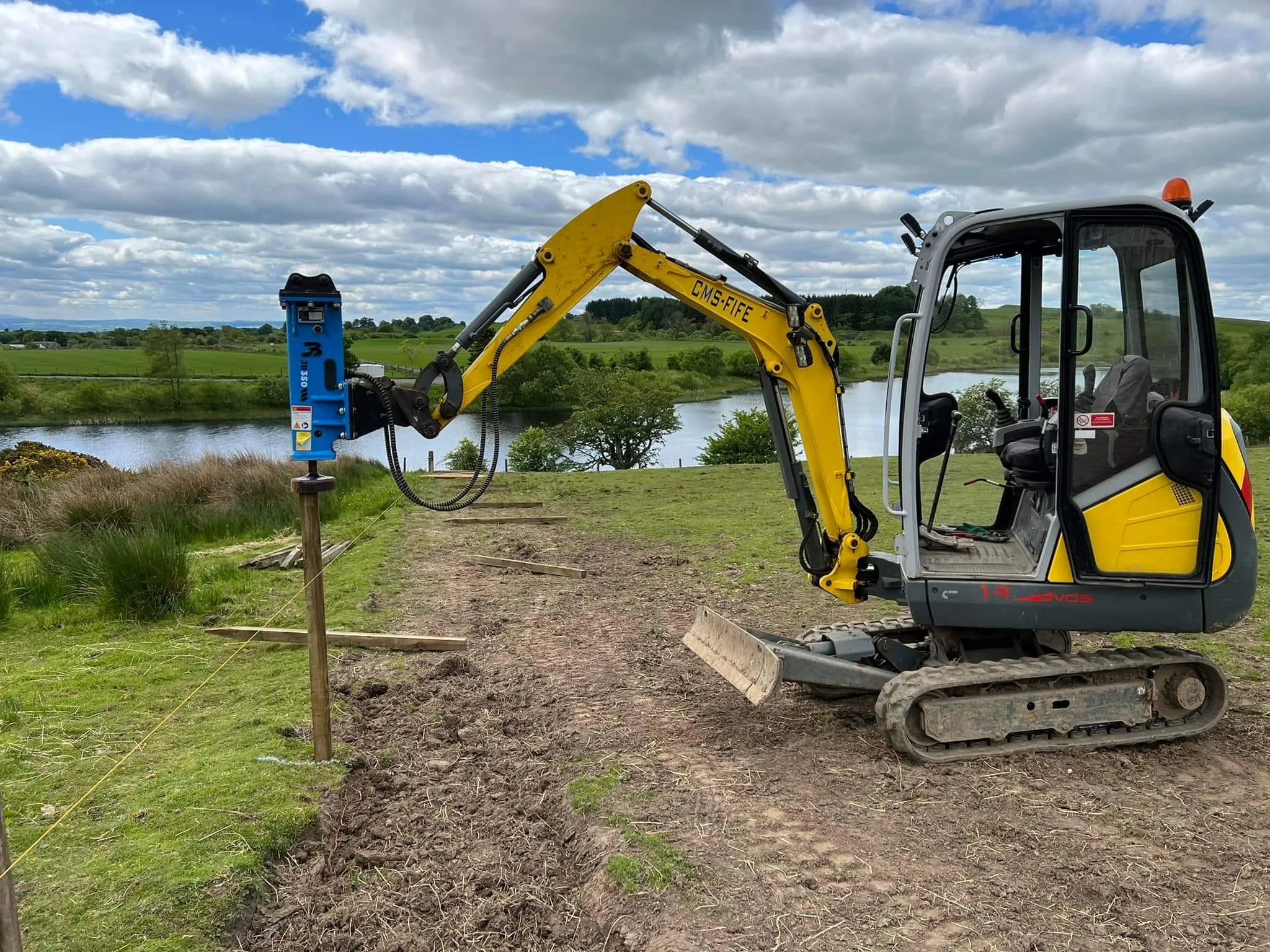 JB350 Hydraulic Mini Excavator Breaker - 0.5 to 2 Tonne