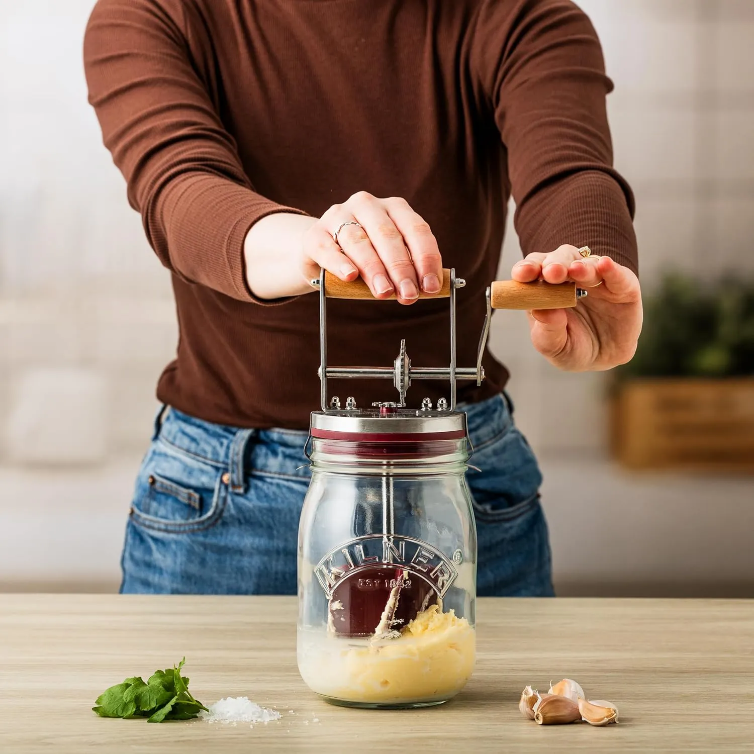 Kilner Vintage Glass Butter Churn; Delicious Homemade Butter in as Little as Ten Minutes; Large 34-Fluid Ounce Capacity Butter Churner, 1 EA