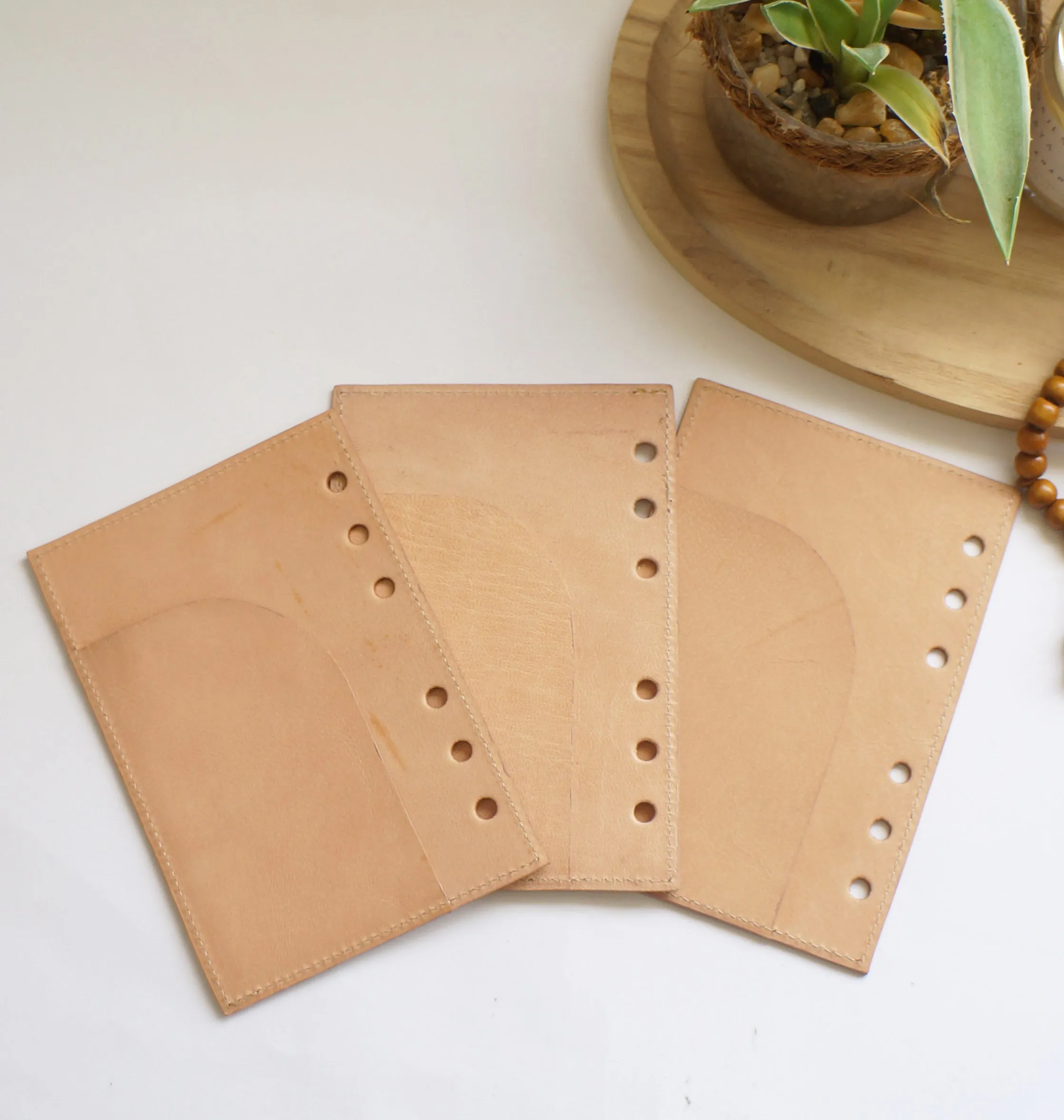 Leather Fly leaf A6 Ring