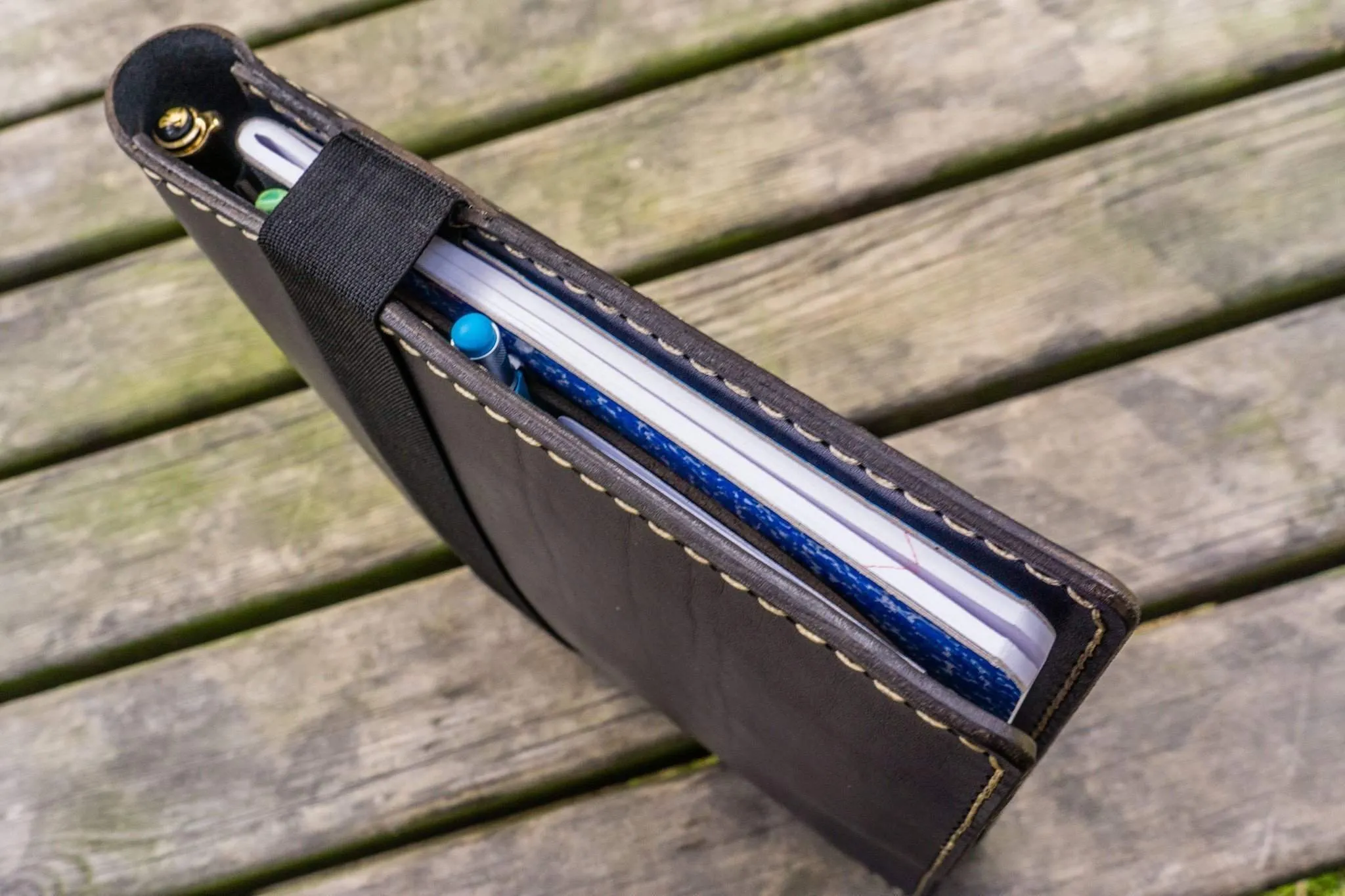 Leather Leuchtturm1917 B5 Notebook & iPad Air/Pro Cover - Navy Blue