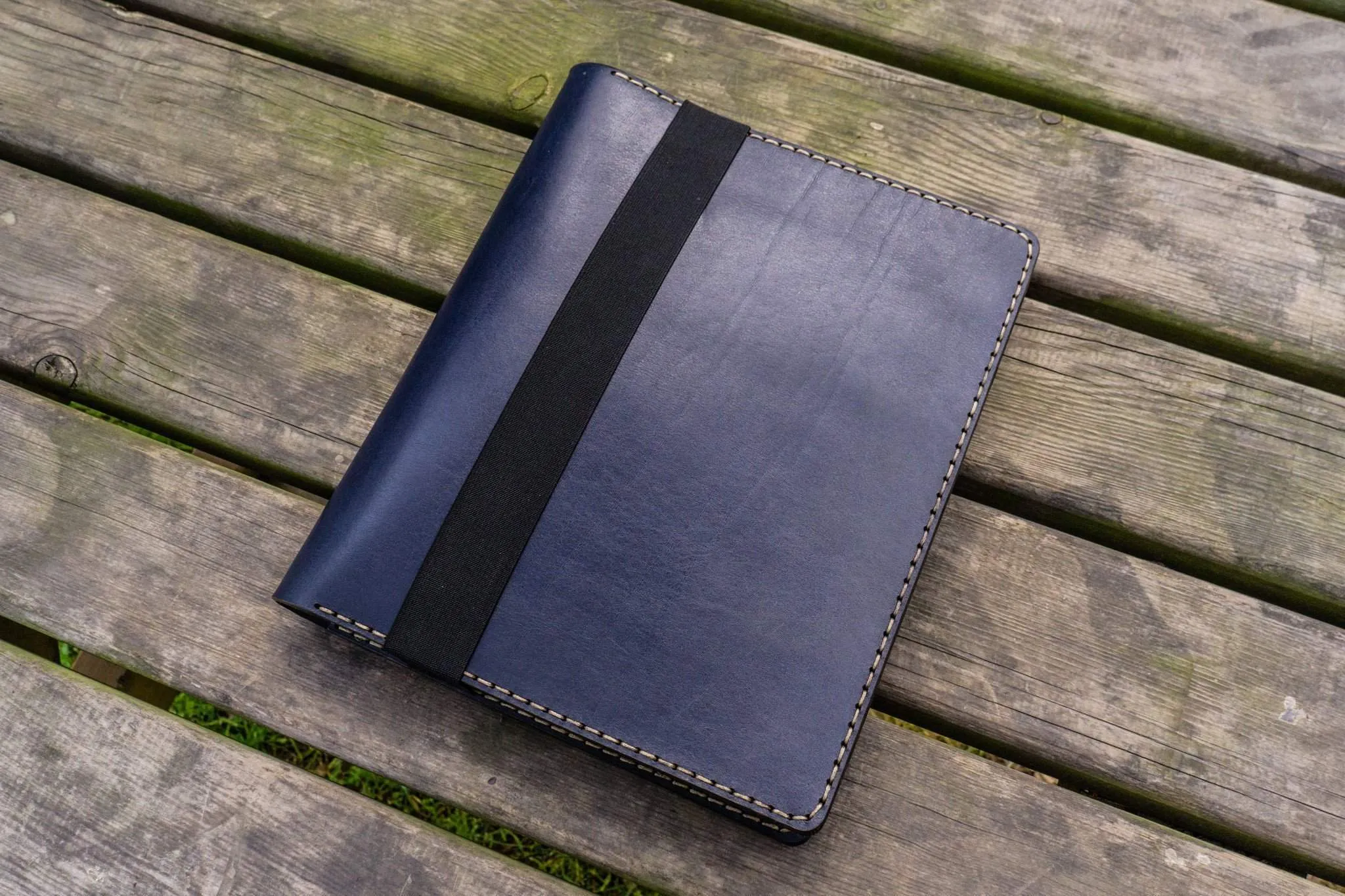 Leather Leuchtturm1917 B5 Notebook & iPad Air/Pro Cover - Navy Blue