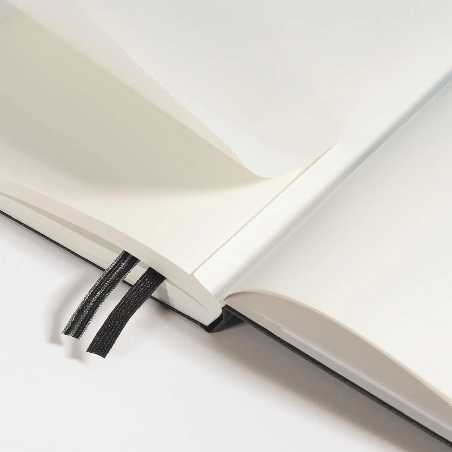 LEUCHTTURM1917 - Notebook Softcover Pocket A6-123 Numbered Pages for Writing and Journaling (Ruled, Black)