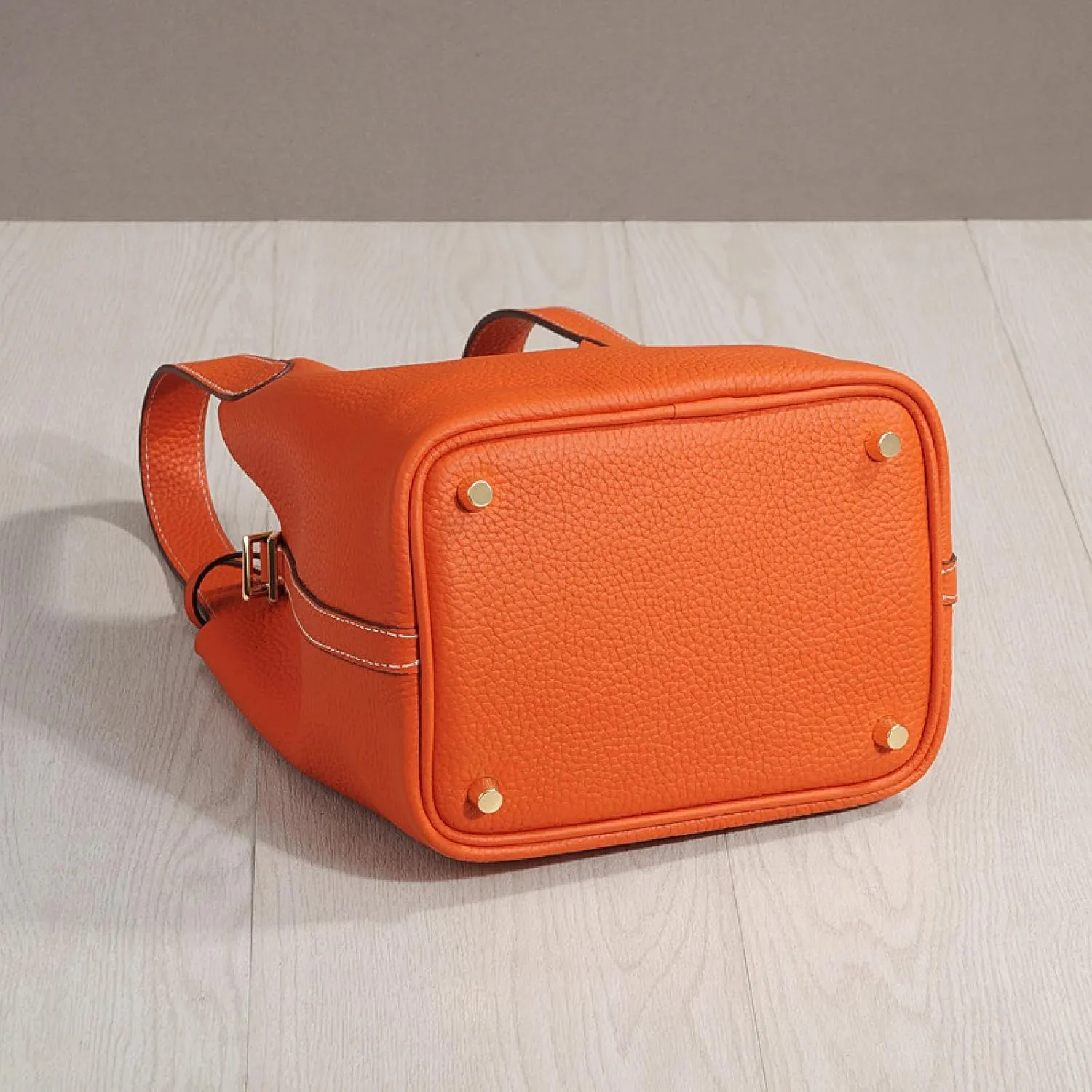Lunch Bun Top Layer Cowhide Bucket Cabbage Basket Picnic Handbag