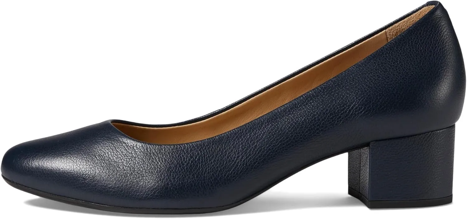 Marc Joseph New York Women's Broad Street Pump