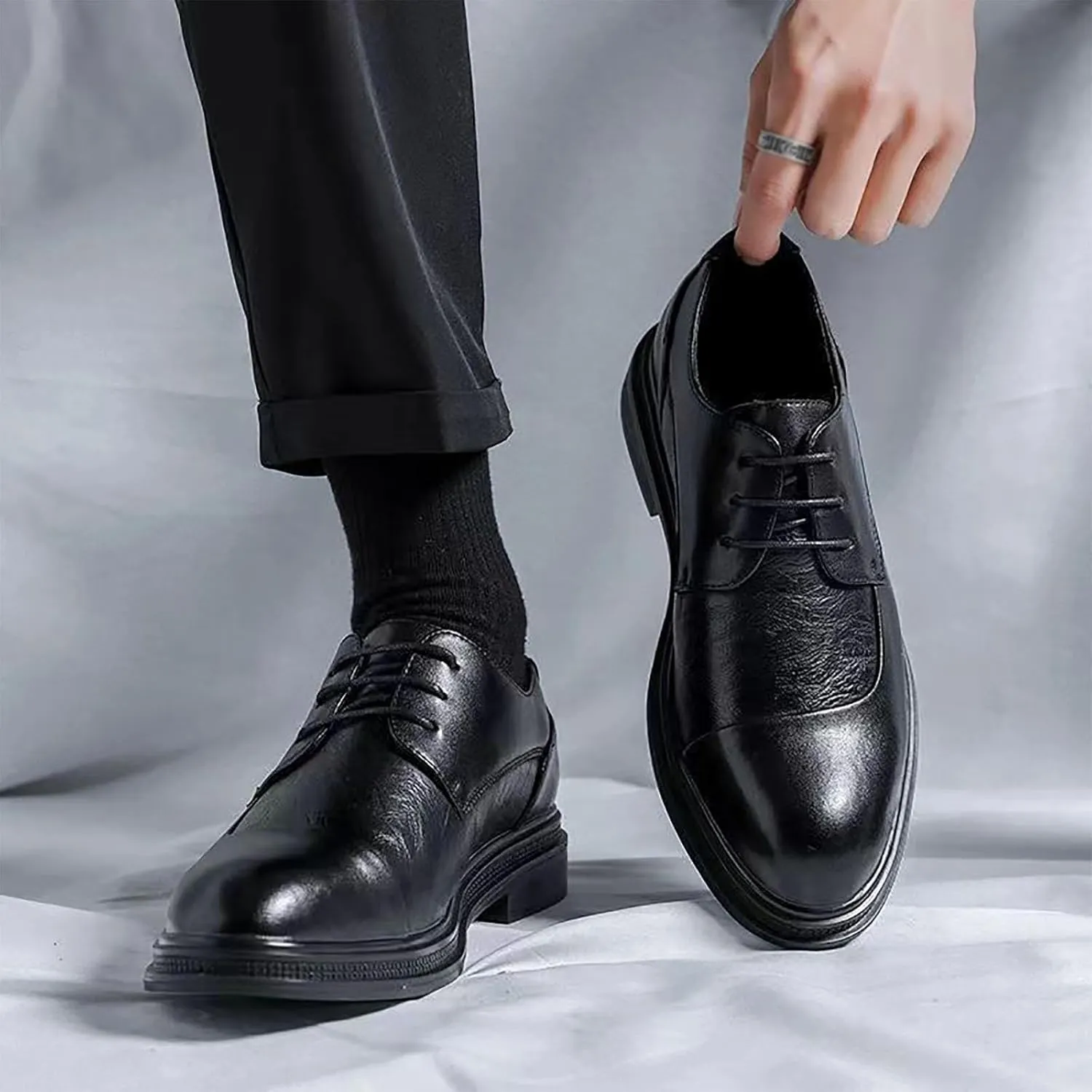 Men's Genuine Leather Dress Shoes with Comfortable Thick Heel & Hand-Crafted Stitching - Ideal for Business Casual Everyday Wear