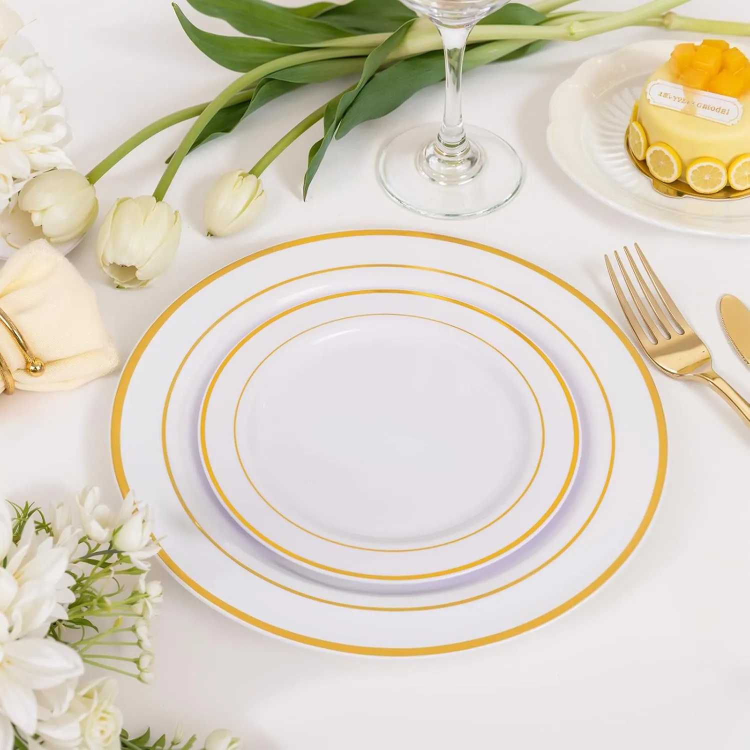 NOCCUR 200PCS Gold Plastic Plates Disposable - 100 Dinner / 100 Dessert Plates Heavy Duty - Ideal for Wedding&Party