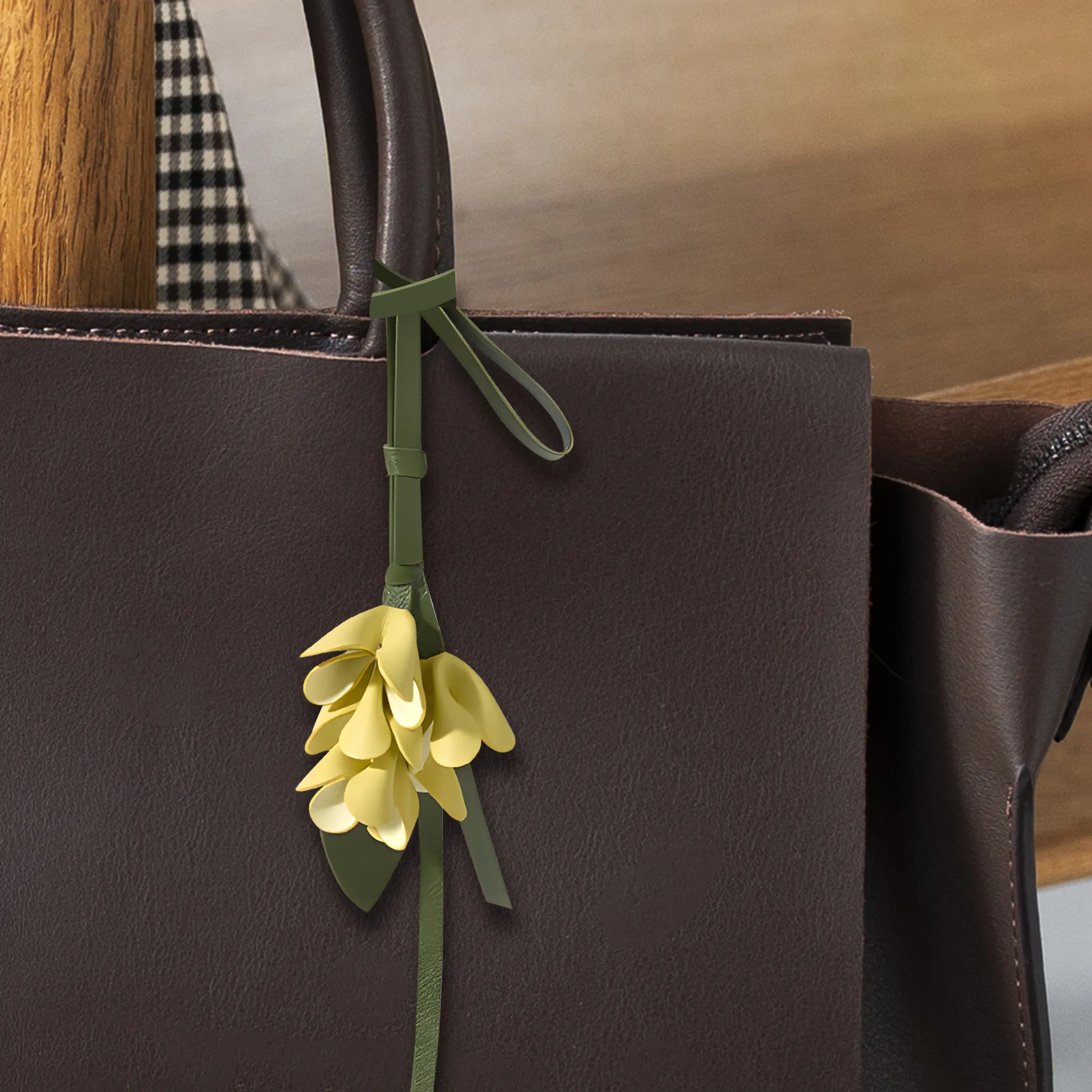OSMANTHUS BAG CHARM
