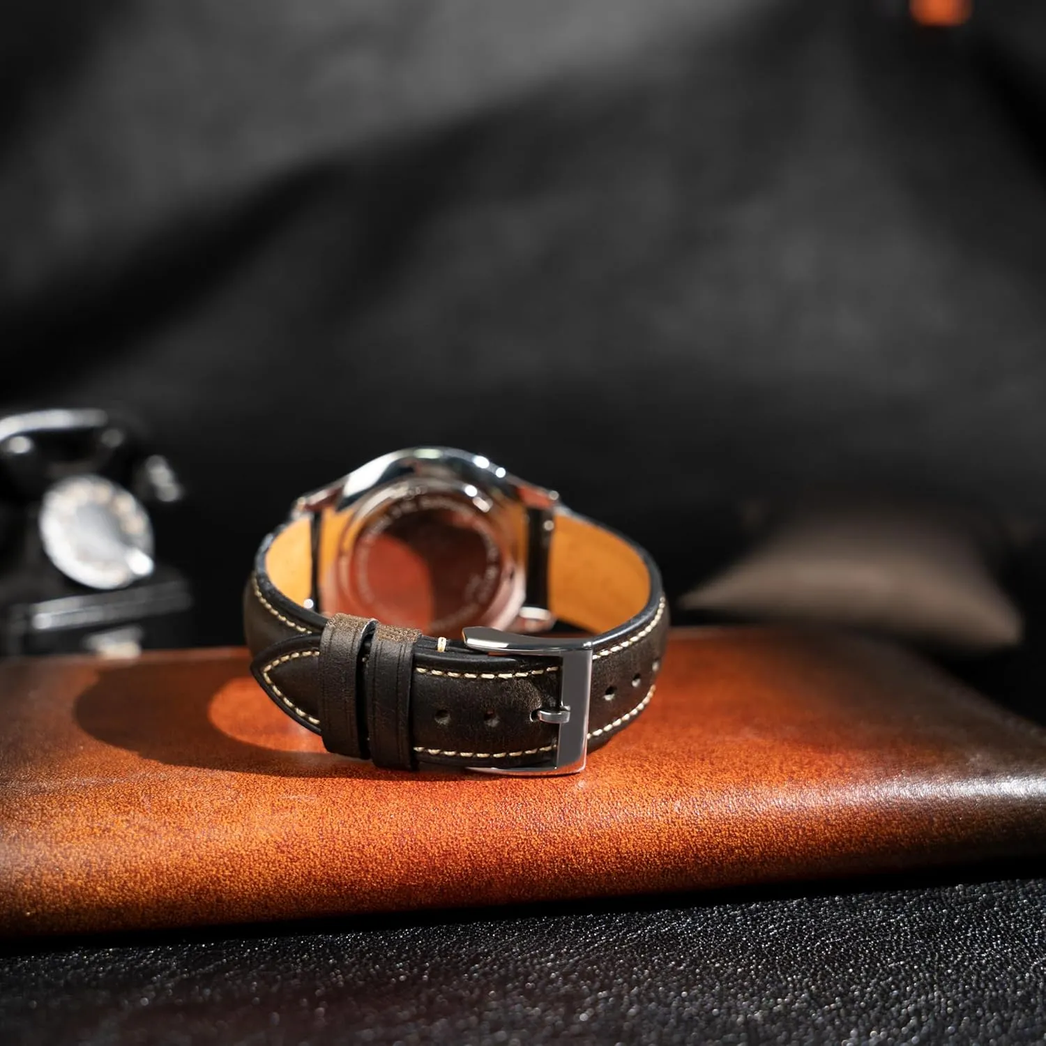 Quick Release Leather Watch Band 14mm 16mm 18mm 19mm 20mm 21mm 22mm 24mm,Vintage Oil Wax-tanned Pull-up Men's Watch Bands Replacement Leather Watch Straps for Men Women