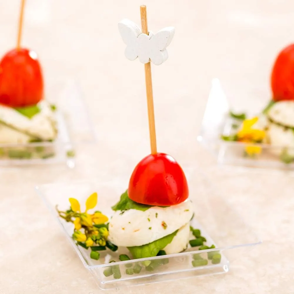 Restaurantware 2.5 x 2.5 Inch Mini Tasting Plates 100 Disposable Square Plastic Plates - Durable Stylish Clear Plastic Hors D'oeuvre Serving Plates For Desserts Or Appetizers At Parties
