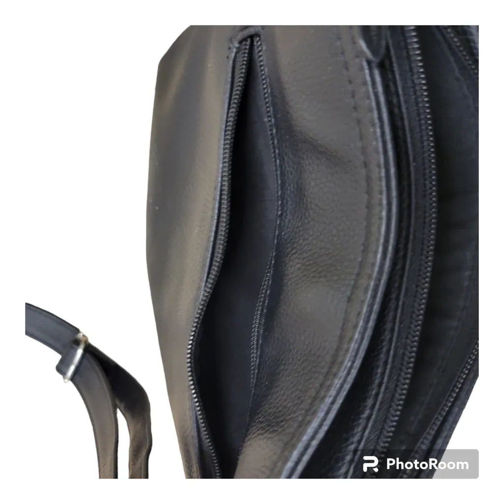 ROSETTI BLACK FAUX LEATHER CROSSBODY PURSE BAG