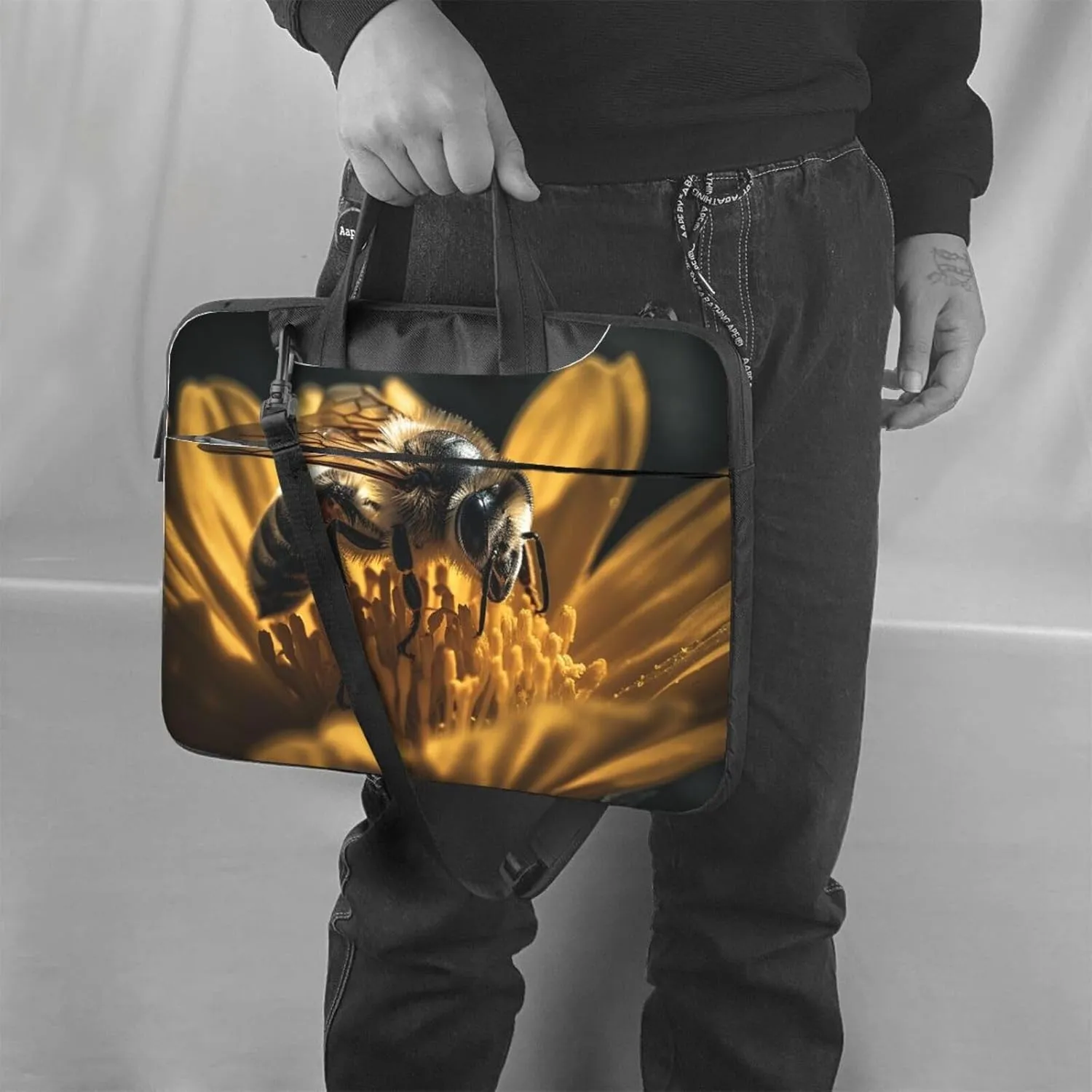 Serious Bee Laptop Bag Laptop Messenger Shoulder Bag Travel Computer Bag for Women Men
