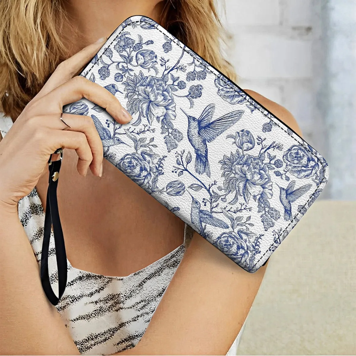Shineful Leather Clutch Purse With Wristlet Strap Handle Hummingbird Serenity