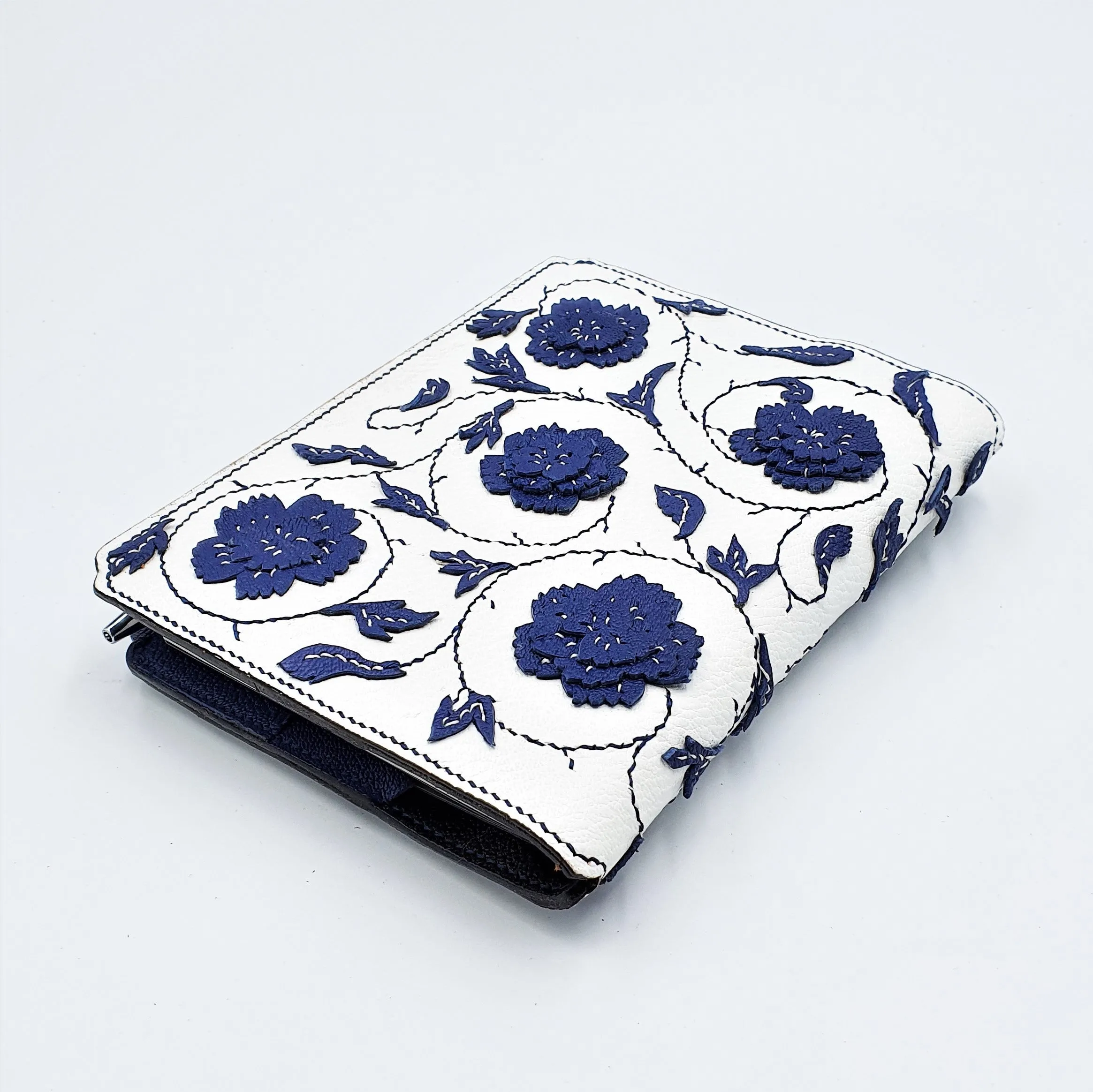 Studio Arkademie MING TEN PEONIES A6 Portrait Notebook Sleeve, Blue & White