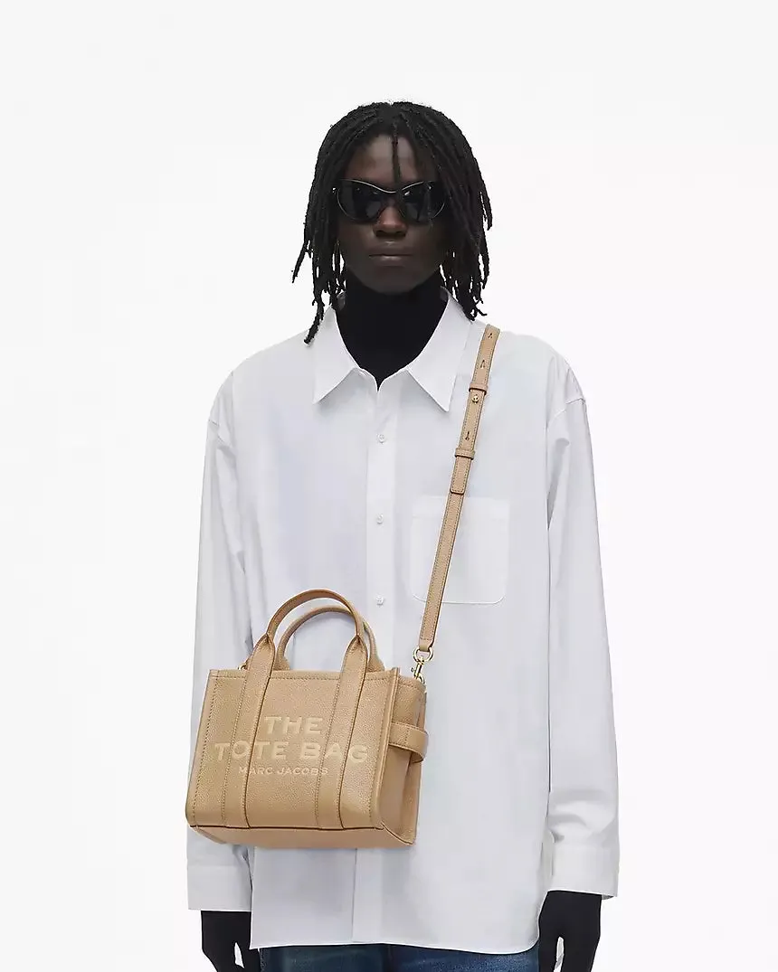 THE LEATHER
SMALL TOTE BAG