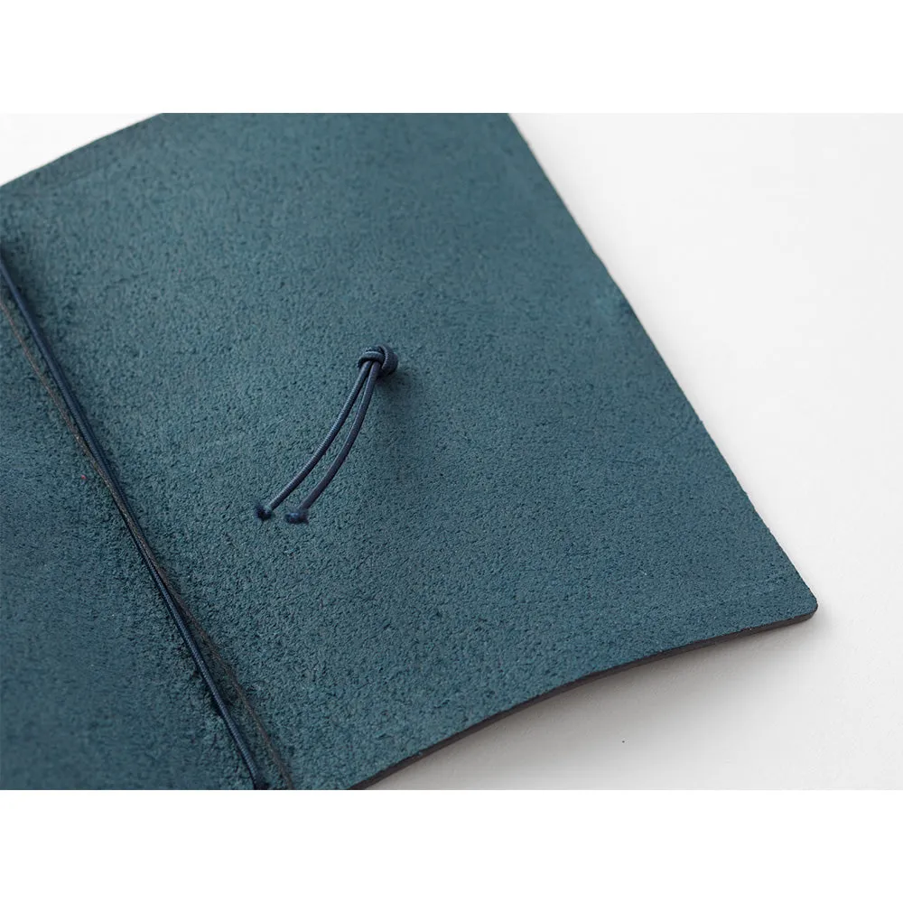 Traveler's Company Traveler's Notebook Starter Kit - Blue Leather - Passport Size