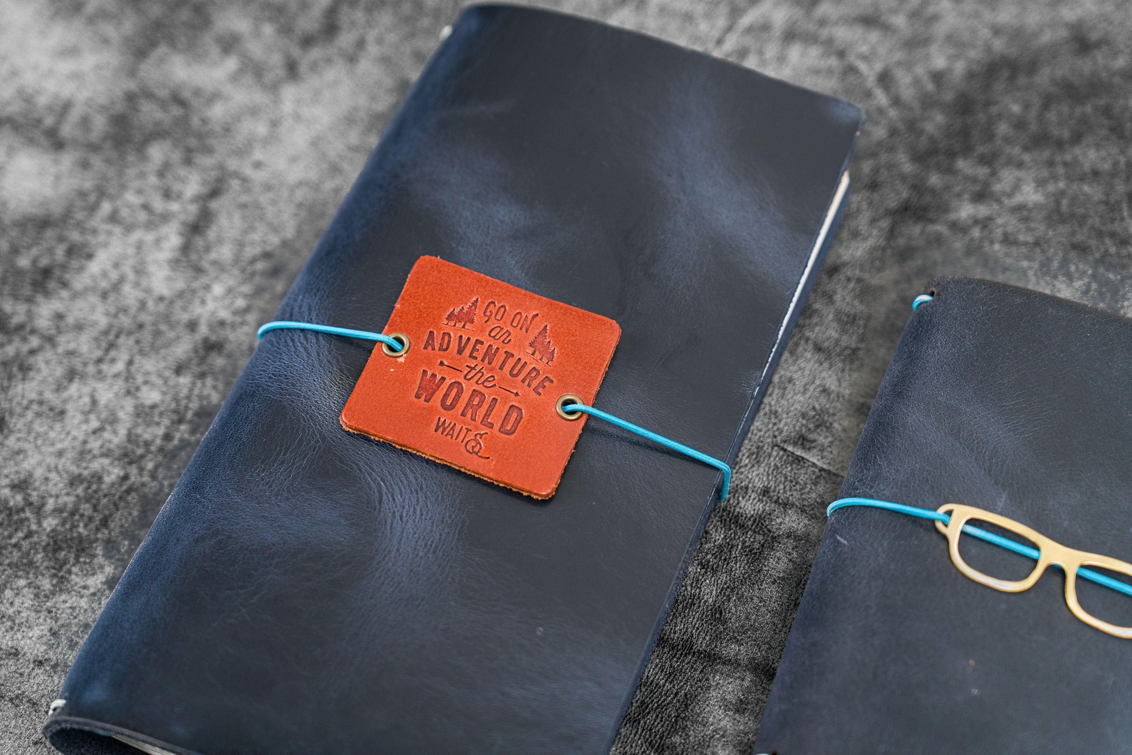 Traveler's Notebook Leather Cover - Crazy Horse Navy Blue