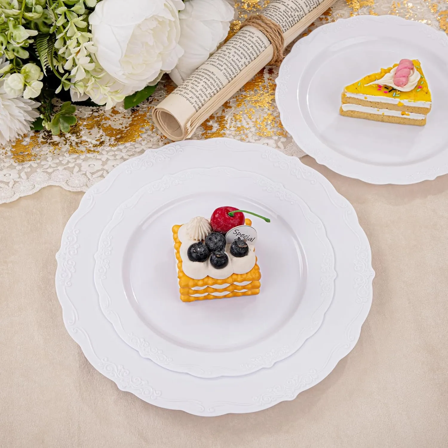 U-QE 100 Pieces White Disposable Plates - Premium Hard Plastic Plates for Wedding and Party Use Including 50 Dinner 10.25 '' & 50 Dessert 7.5 '' Plates