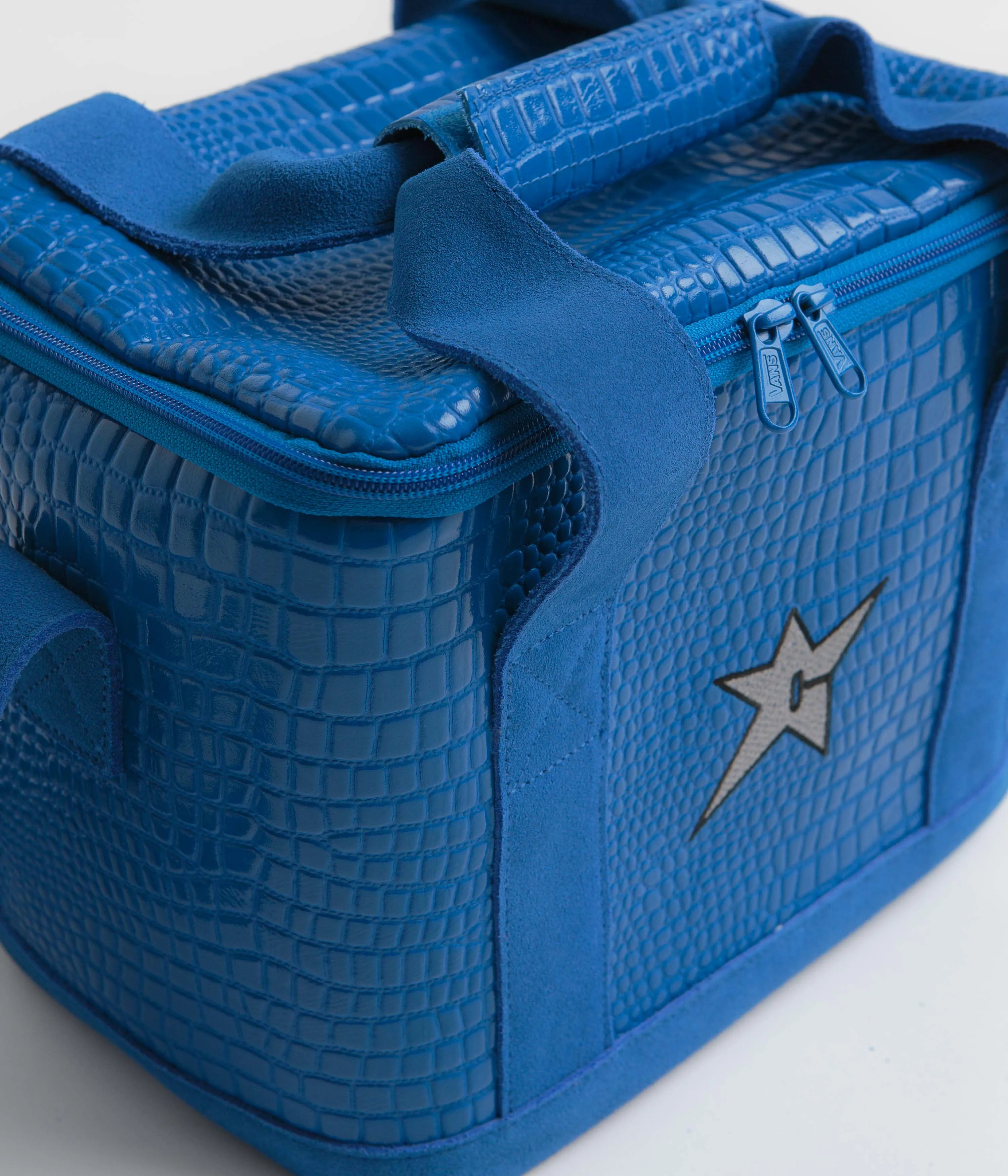 Vans Leather Lunch Bag - (Carpet) Skydiver