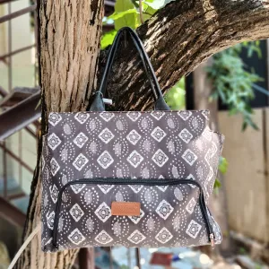 Versatile partition tote Grey Colour with Small Flower Design.