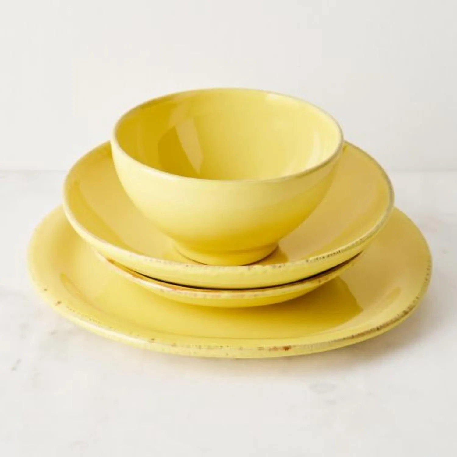 Vietri Cucina Fresca Dinner Plate Handcrafted Terra Cotta Ceramic Dining Dish Elegant Tableware 10.5 Inch Saffron