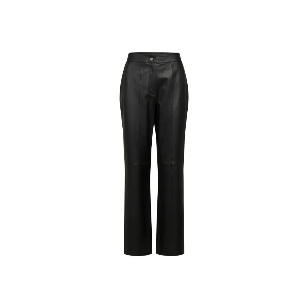 Women black leather pants outfit