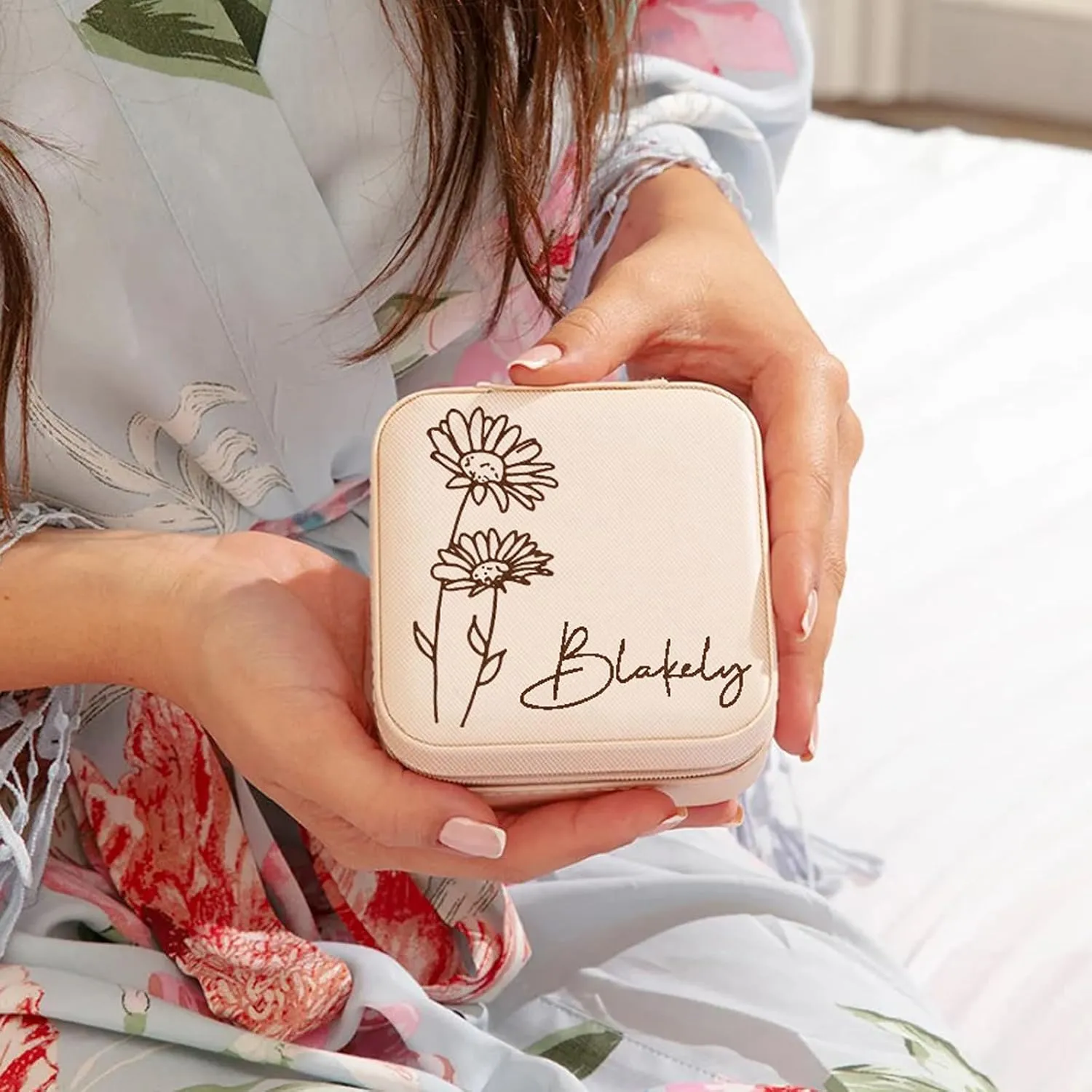 Yofair Personalized Jewelry Box with Birth Flower Bridesmaid Gifts Custom Leather Travel Jewelry Case Ring Box Birthday Christmas Gifts for Women