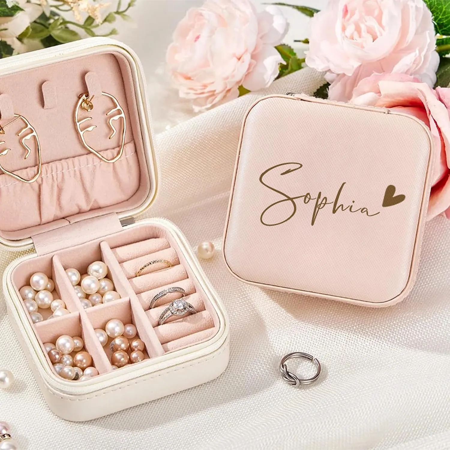 Yofair Personalized Jewelry Box with Heart Custom Leather Travel Jewelry Case Ring Box Bridesmaid Gifts Birthday Christmas Gifts for Women
