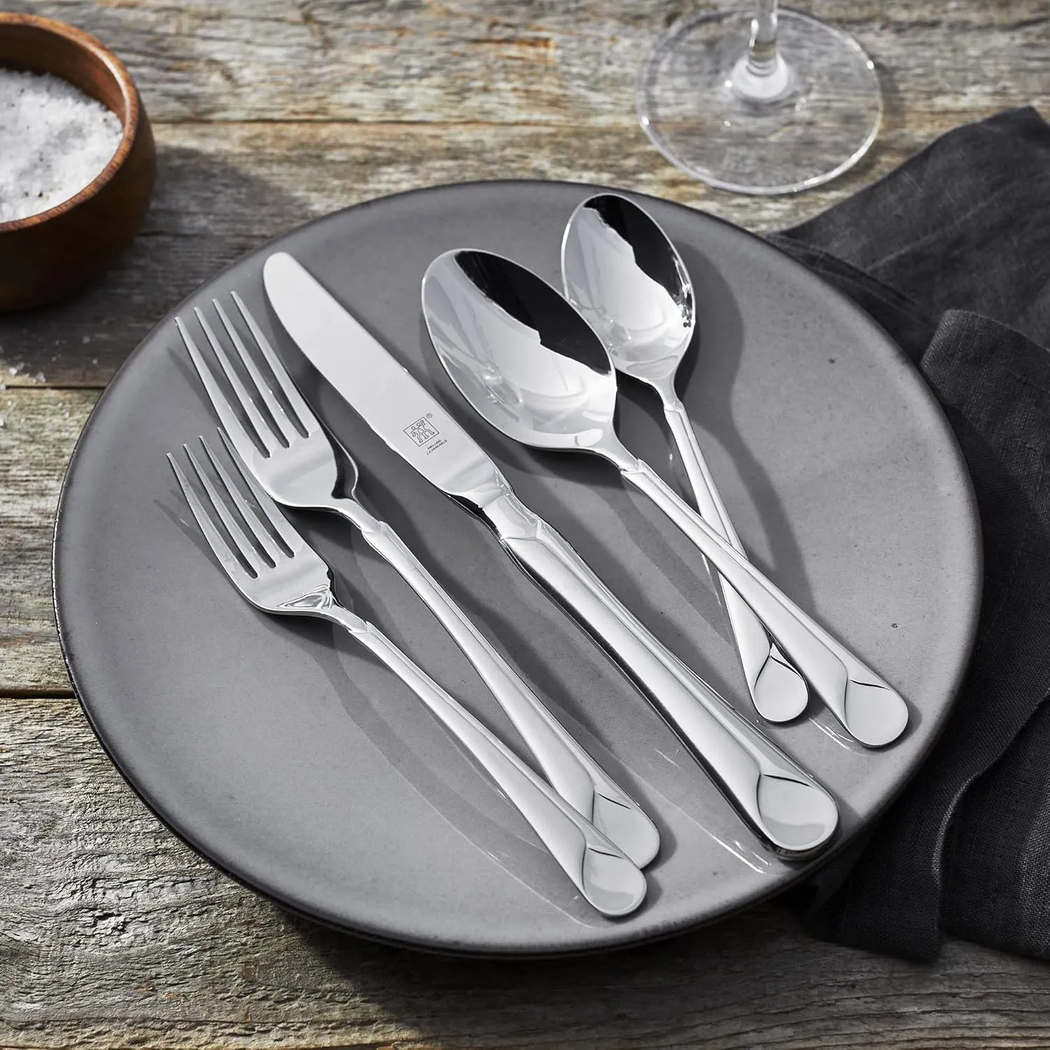 ZWILLING Provence 45-Piece Flatware Set, 18/10 Stainless Steel, Dual Mirror-Satin Finish, Service for 8, 5-piece placesetting plus 5 serving pieces