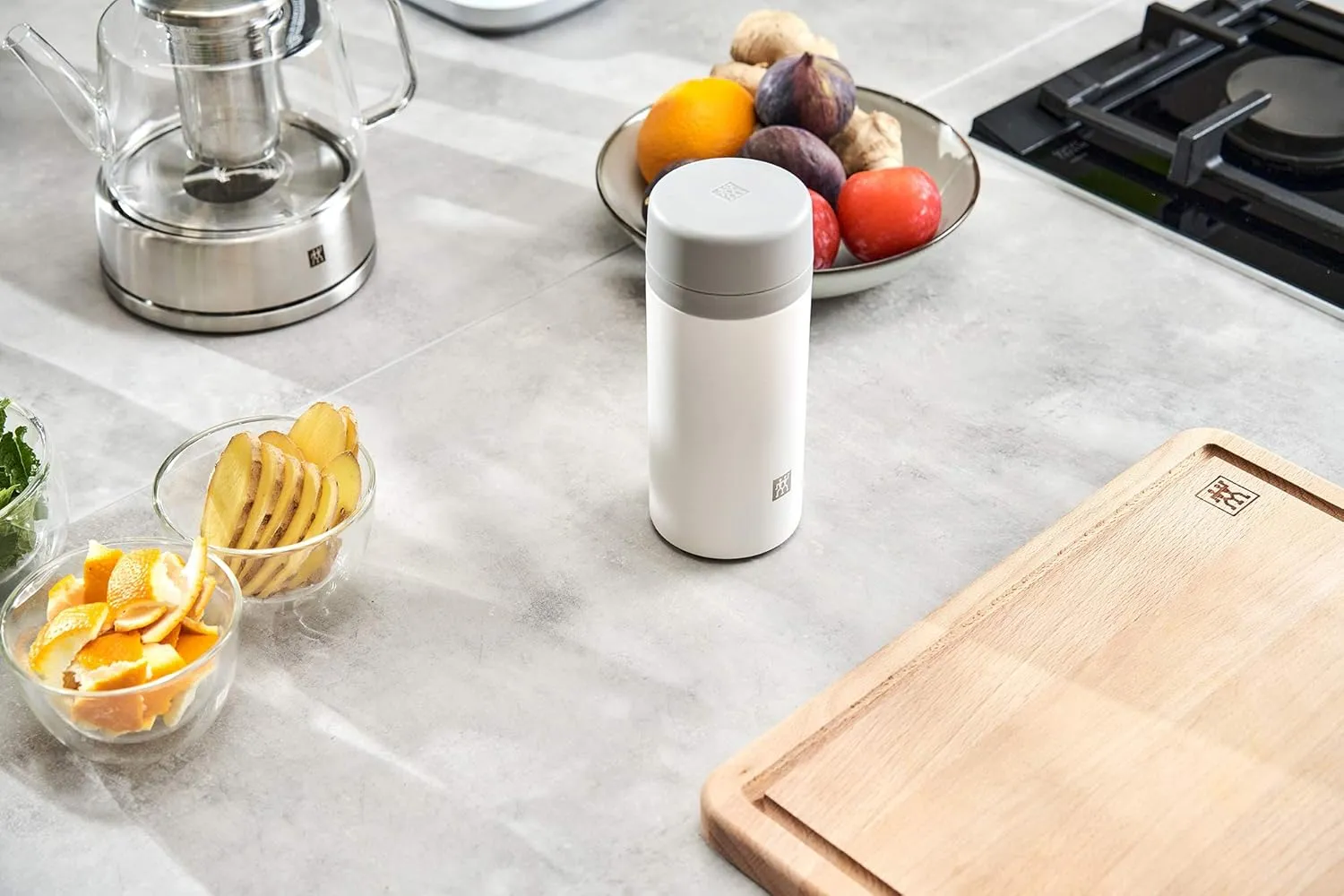 ZWILLING Thermo Tea & Fruit Infuser, 14.2 oz, Silver-White